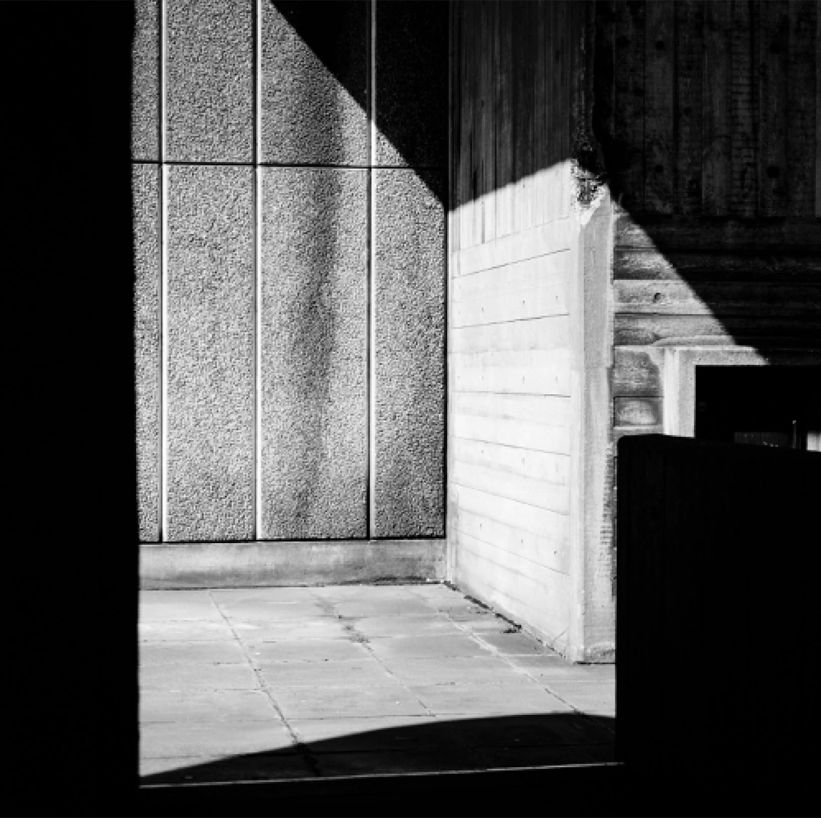 Photo Découpe brutaliste 1